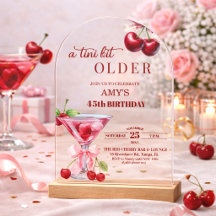 Um Chic A Tini Bit Mais Velho Martini de Cereja 45