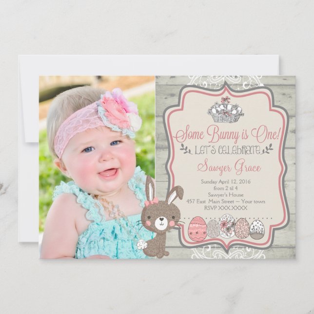 Um Coelhinho É Um Convite de aniversário De Páscoa (Frente)