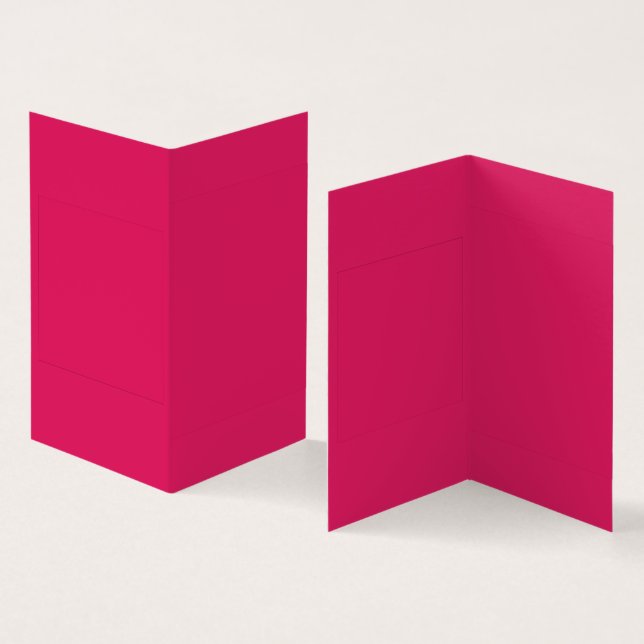 Um conjunto de flores vermelhas e cor-de-rosa com  (Interior e exterior)