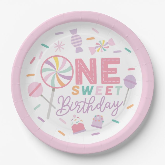 Um Doce Aniversário Prato de Papel 9" (Frente)