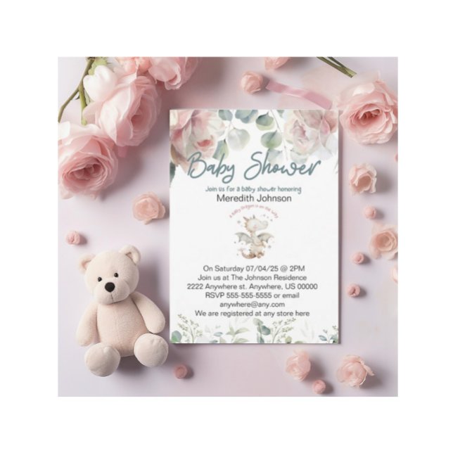 Um Dragão Bebê está no caminho do convite ao Chá d (Criador carregado)