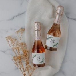 Um elegante casamento botânico eucalipto moderno