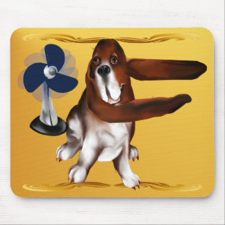 Um fã dos Bassets Mousepad