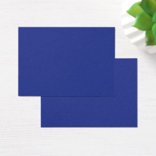 Um fundo azul sólido sem outro elemento visível