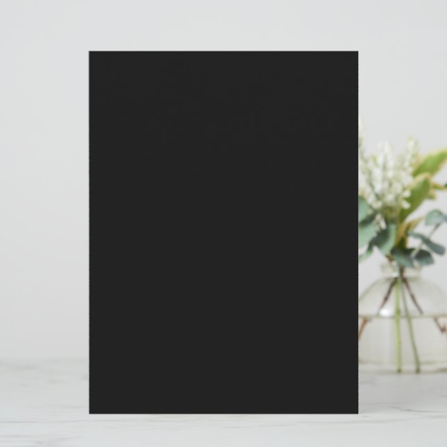 Um fundo texturizado preto escuro simples preenche (Em pé/Frente)