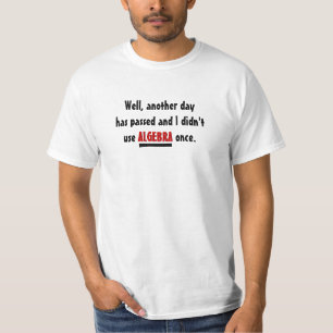 Um outro dia passado, não usou camisas da álgebr