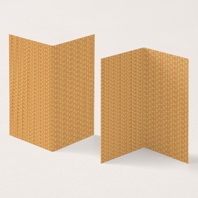 Um padrão simétrico laranja, amarelo e castanho w (Interior e exterior)