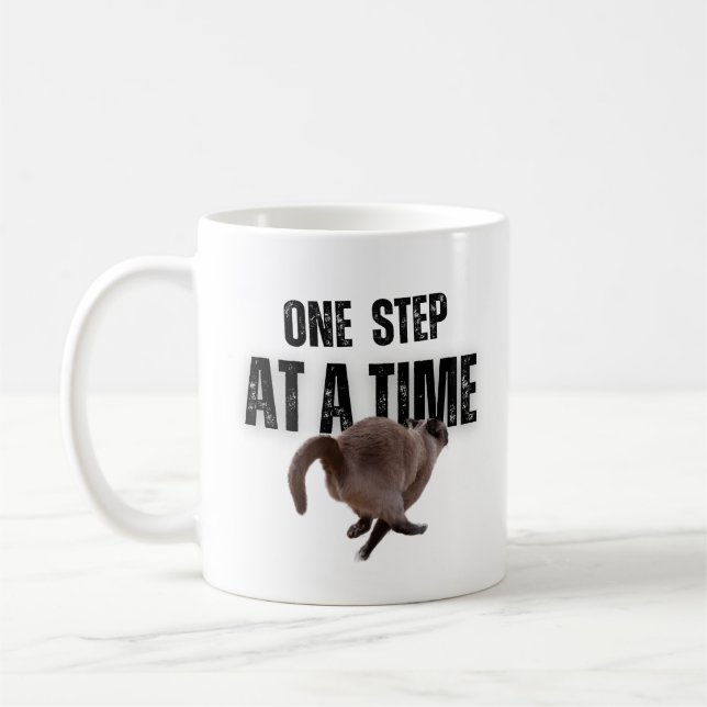 Um passo de cada vez cinza caneca de café (Esquerda)