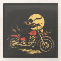 um porta-copos de vidro de motociclista