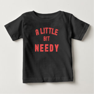 UM POUCO DE NECESSIDADE - CUIDADO E AMOR T-Shirt