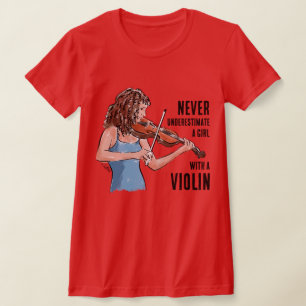 Uma Camiseta de Uma Menina com um Violino