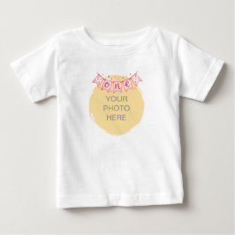 Uma camiseta rosa personalizada com foto para o pr