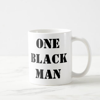 UMA caneca de café do HOMEM NEGRO
