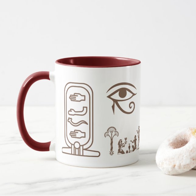 Uma caneca de cerâmica com um design do antigo Egi (Com Donut)
