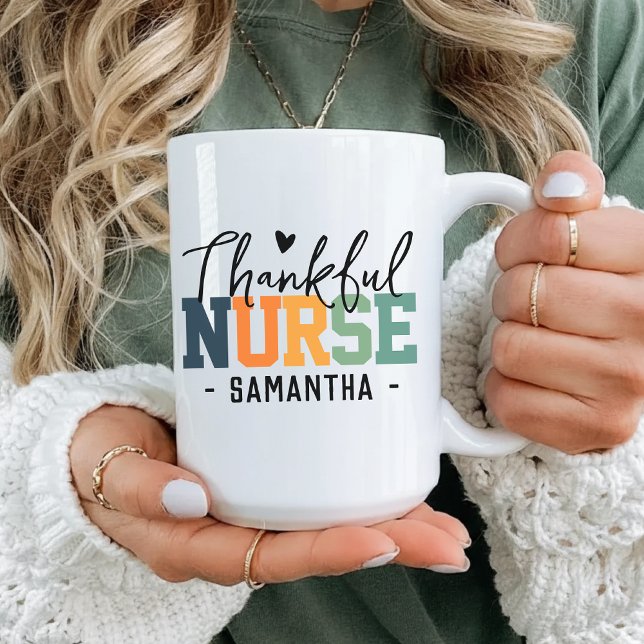 Uma caneca de enfermeira agradecida, Ação de Graça (Thankful nurse mug, Nurse appreciation gift, thanksgiving gift for nurse, Halloween mug for nurse,)