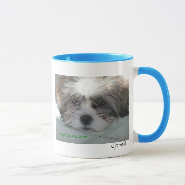 UMA CANECA TRISTE DO FILHOTE DE CACHORRO (Direita)