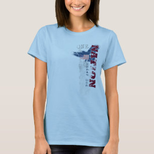 Uma nação sob o t-shirt das mulheres do Grunge d