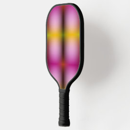 Uma raquete de pickleball apresenta um vibrante