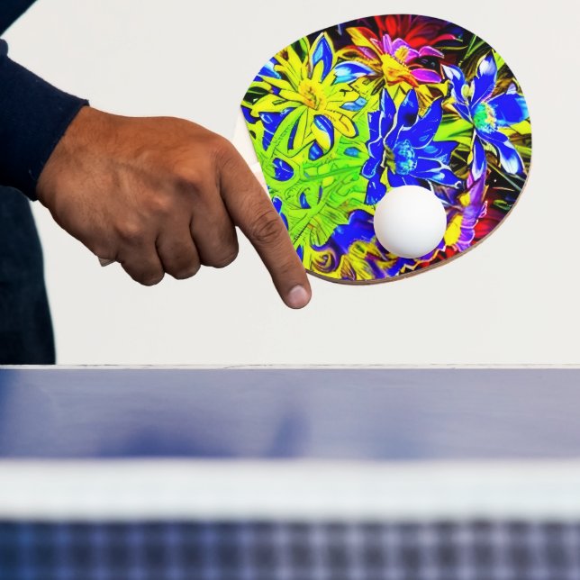 Uma Raquete de Ping Pong Decorada (Insitu)