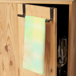 Uma toalha de tie-dye pastel macio com uma mistura