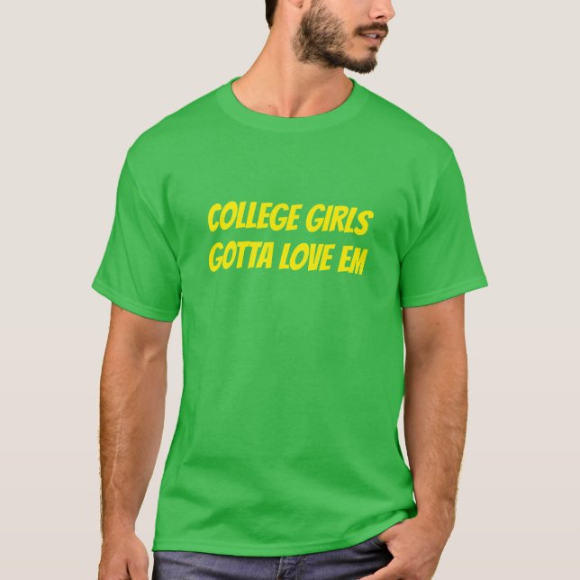 Universitárias Adoram Camiseta Em (Frente)