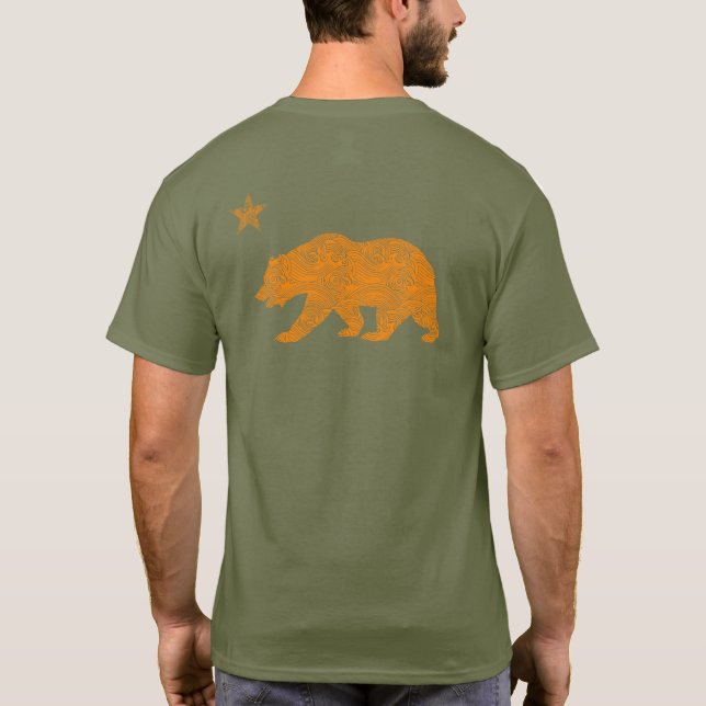 Urso da fadiga do t-shirt dos homens (Verso)