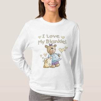 Urso de ursinho com camiseta e os presentes gerais