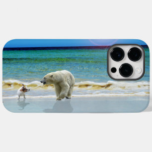 Urso Polar E Jack Russel Na Praia,