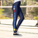 USA Pickleball Leggings Amarelo Ball Red Blue<br><div class="desc">As leggings perfeitas para os entusiastas de picleball e dos EUA. Leggings de alta qualidade com a menção PICKLEBALL USA e uma bola amarela de picleball em cada lado. Adicione seu texto personalizado - como um nome de clube ou nome de equipe. Divertido para jogos sociais casuais ou jogos de...</div>