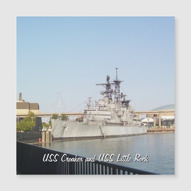 USS Croaker e USS Little Rock (Frente)