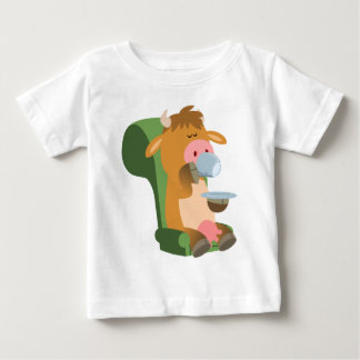 Vaca de Cartoon Bonita e Uma Boa Camiseta Cuppa