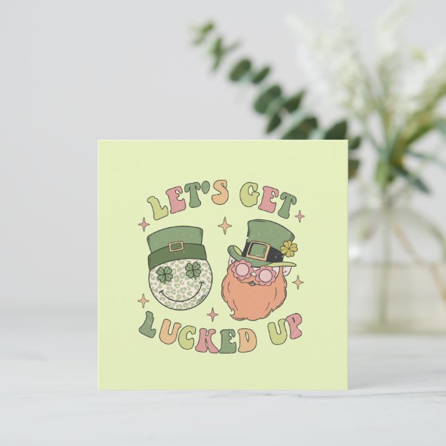 Vamos Sente-Se - Engraçado Leprechaun Clover (Em pé/Frente)