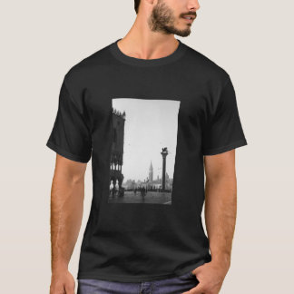 Veneza voou o t-shirt quadrado de St Mark do leão