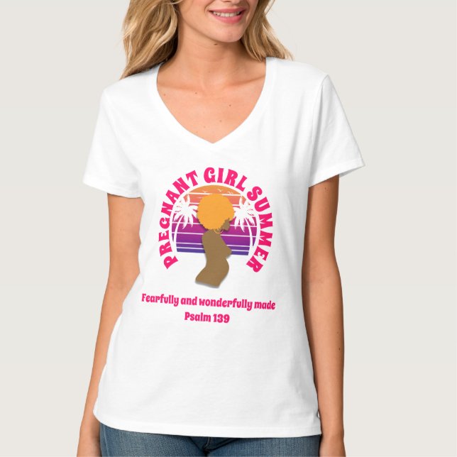 VERÃO DE MENINA GRÁVIDA Camisa cristã personalizad (Frente)
