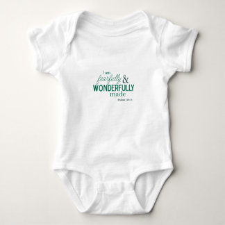 verso infantil branco da bíblia do t-shirt