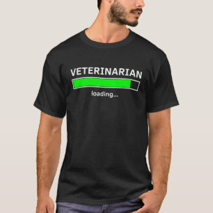 Veterinário Carregando Camisetas de Presente para