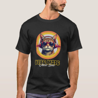 VIBE MODE music lover" Retro DJ Cat T-Shirt | 