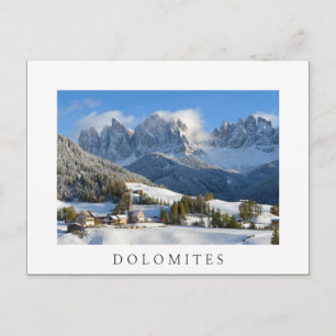 Vila Dolomites no inverno — cartão postal branco