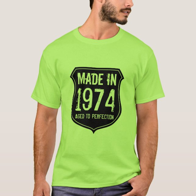 Vintage 1974 envelhecida à perfeição em camisa mas (Frente)