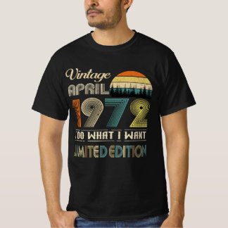 Vintage April 1972 T-Shirt - Retro Style Birthday