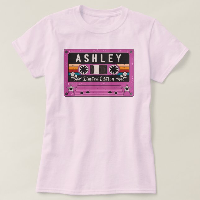 Vintage Ashley Name T-Shirt (Frente do Design)