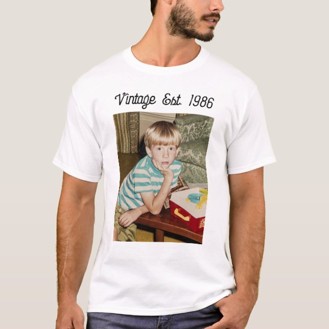 Vintage Photo Birthday Personalized T-Shirt (Frente)