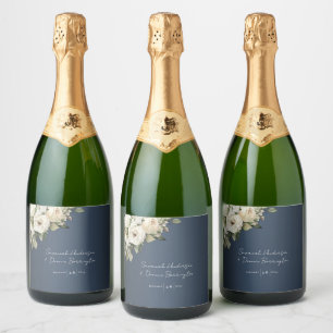 Vintage Rose Bouquet em Dusty Blue Weding