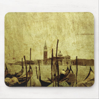 Vintage Veneza Mousepad