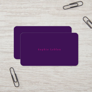Visita Cartão Roxo Minimalista com Estilo de Fonte Serif