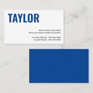 Visita Crianças chamando de cartão para jogar com a garot