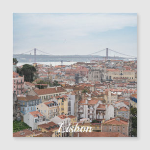 Vista da antiga cidade de Lisboa e 25 da ponte de 