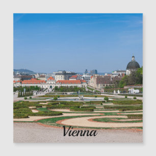Vista de jardins perto do Palácio do Inferior de B