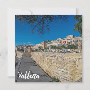 Vista do muro da cidade e do porto de La Valetta