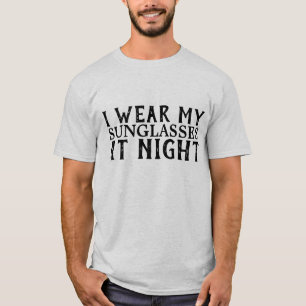 Visto OS MEUS ÓCULOS À NOITE EM T-SHIRTS